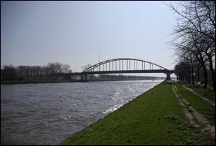 File:Amsterdam-Rhein-Kanal Driemond 01.jpg